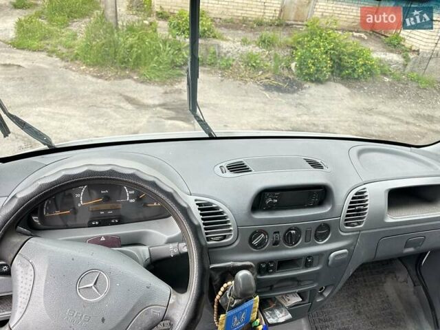 Білий Мерседес Sprinter, об'ємом двигуна 2.7 л та пробігом 412 тис. км за 13750 $, фото 4 на Automoto.ua