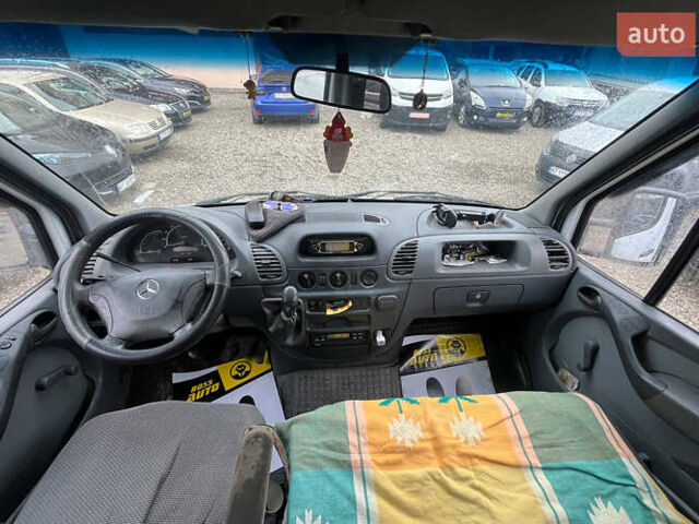 Белый Мерседес Sprinter, объемом двигателя 2.15 л и пробегом 561 тыс. км за 9500 $, фото 20 на Automoto.ua
