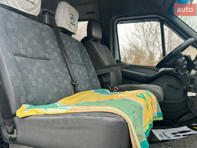 Белый Мерседес Sprinter, объемом двигателя 2.15 л и пробегом 561 тыс. км за 9500 $, фото 14 на Automoto.ua