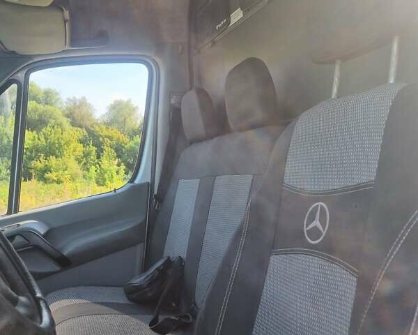 Белый Мерседес Sprinter, объемом двигателя 2.15 л и пробегом 500 тыс. км за 19500 $, фото 14 на Automoto.ua