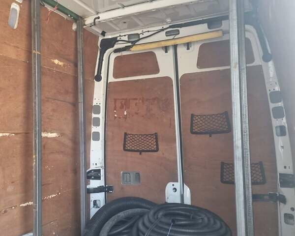 Белый Мерседес Sprinter, объемом двигателя 2.15 л и пробегом 500 тыс. км за 19500 $, фото 8 на Automoto.ua