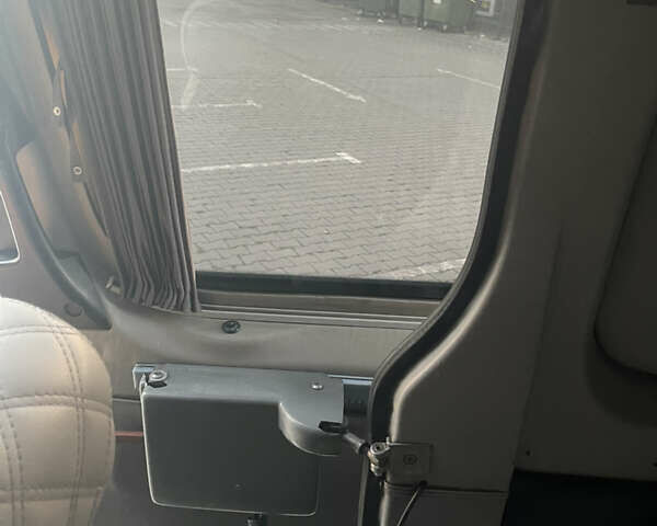 Белый Мерседес Sprinter, объемом двигателя 0 л и пробегом 346 тыс. км за 22000 $, фото 10 на Automoto.ua