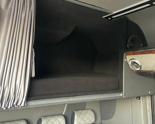Белый Мерседес Sprinter, объемом двигателя 0 л и пробегом 346 тыс. км за 22000 $, фото 8 на Automoto.ua
