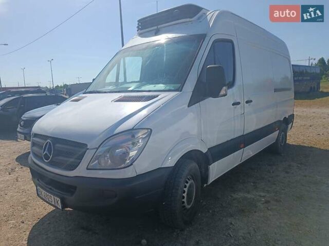 Белый Мерседес Sprinter, объемом двигателя 2.14 л и пробегом 291 тыс. км за 12500 $, фото 1 на Automoto.ua