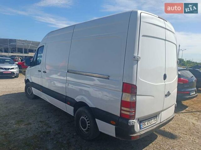 Белый Мерседес Sprinter, объемом двигателя 2.14 л и пробегом 291 тыс. км за 12500 $, фото 5 на Automoto.ua