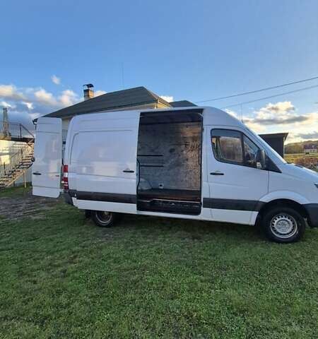 Мерседес Sprinter 2010 у Чернівцях на Automoto.ua Білий Мерседес Sprinter, об'ємом двигуна 2.99 л та пробігом 353 тис. км за 16914 $, фото 7 на Automoto.ua