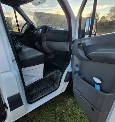 Мерседес Sprinter 2010 у Чернівцях на Automoto.ua Білий Мерседес Sprinter, об'ємом двигуна 2.99 л та пробігом 353 тис. км за 16914 $, фото 6 на Automoto.ua