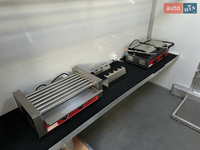 Белый Мерседес Sprinter, объемом двигателя 2.14 л и пробегом 173 тыс. км за 29999 $, фото 29 на Automoto.ua