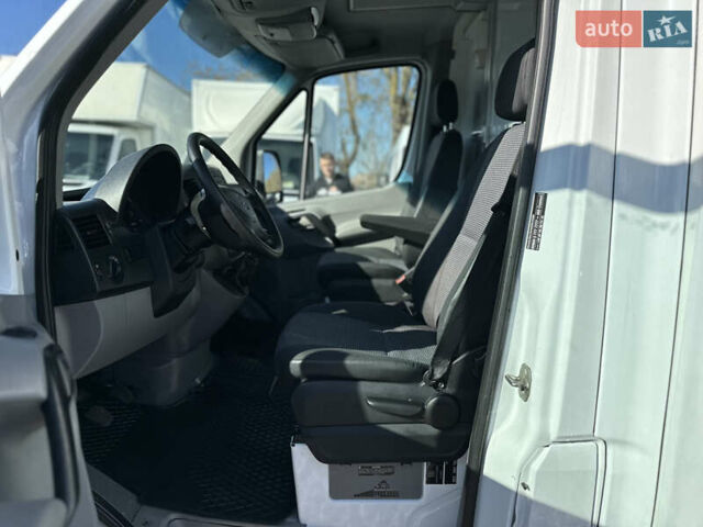 Белый Мерседес Sprinter, объемом двигателя 2.14 л и пробегом 173 тыс. км за 29999 $, фото 17 на Automoto.ua