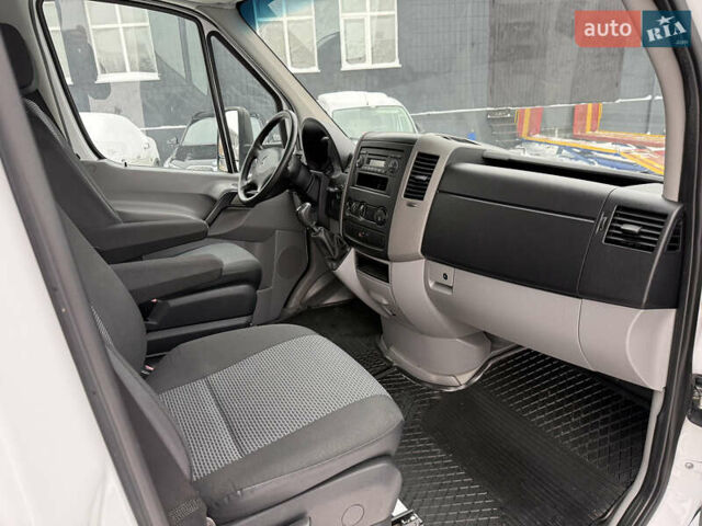 Білий Мерседес Sprinter, об'ємом двигуна 2.14 л та пробігом 173 тис. км за 19999 $, фото 34 на Automoto.ua