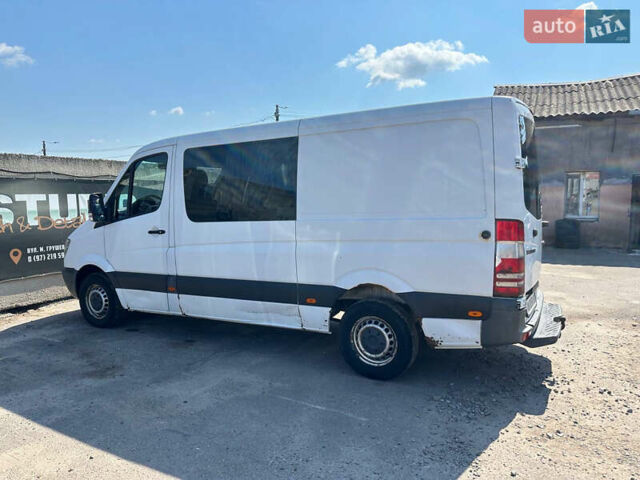 Белый Мерседес Sprinter, объемом двигателя 2.2 л и пробегом 556 тыс. км за 12000 $, фото 1 на Automoto.ua