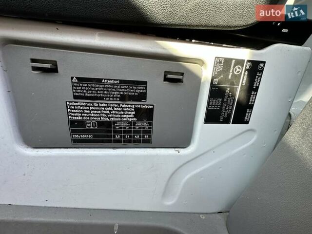 Мерседес Sprinter 2012 в Виноградове на Automoto.ua Белый Мерседес Sprinter, объемом двигателя 2.14 л и пробегом 2 тыс. км за 15000 $, фото 2 на Automoto.ua