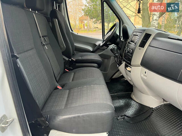 Білий Мерседес Sprinter, об'ємом двигуна 0 л та пробігом 230 тис. км за 21800 $, фото 18 на Automoto.ua