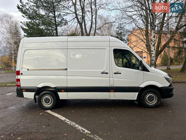 Білий Мерседес Sprinter, об'ємом двигуна 0 л та пробігом 230 тис. км за 21800 $, фото 3 на Automoto.ua