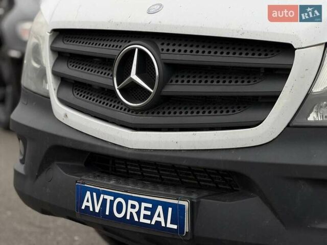 Білий Мерседес Sprinter, об'ємом двигуна 2.99 л та пробігом 429 тис. км за 30000 $, фото 7 на Automoto.ua