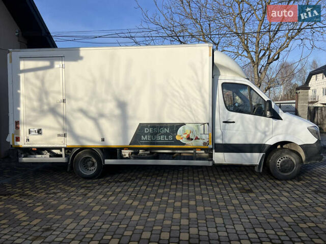 Белый Мерседес Sprinter, объемом двигателя 2.14 л и пробегом 342 тыс. км за 19900 $, фото 1 на Automoto.ua