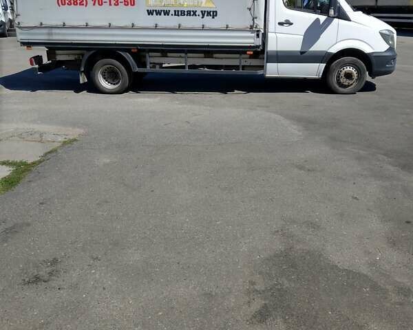 Белый Мерседес Sprinter, объемом двигателя 2.14 л и пробегом 200 тыс. км за 17900 $, фото 3 на Automoto.ua