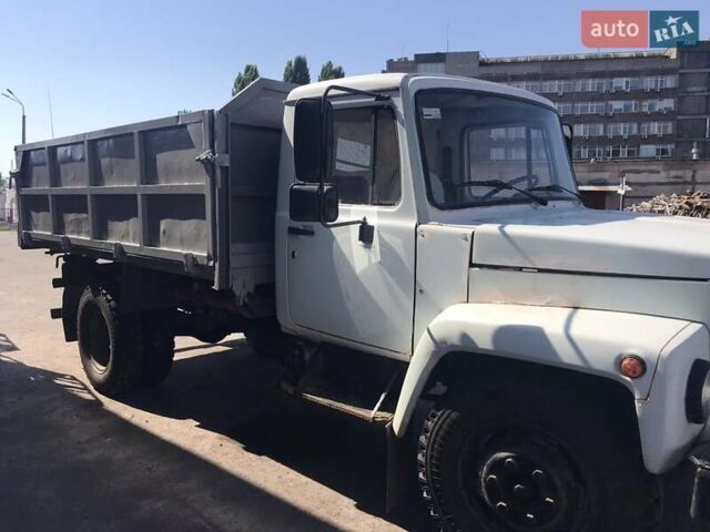 Белый Мерседес Sprinter, объемом двигателя 4.25 л и пробегом 336 тыс. км за 3900 $, фото 2 на Automoto.ua