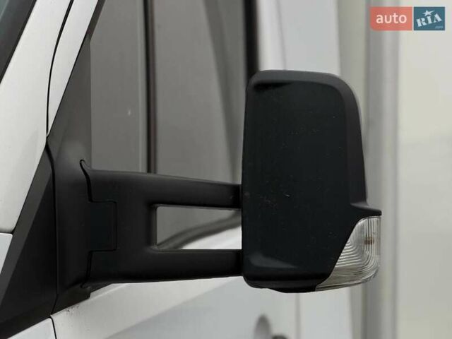 Білий Мерседес Sprinter, об'ємом двигуна 2.99 л та пробігом 429 тис. км за 30000 $, фото 8 на Automoto.ua