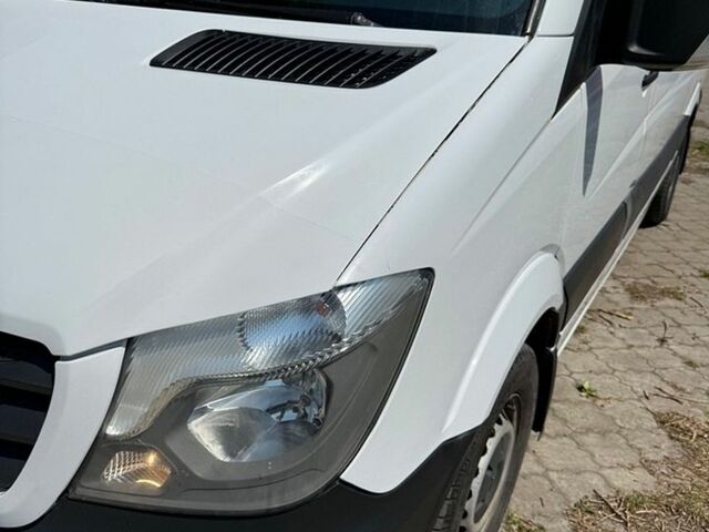 Білий Мерседес Sprinter, об'ємом двигуна 2.14 л та пробігом 316 тис. км за 21500 $, фото 4 на Automoto.ua
