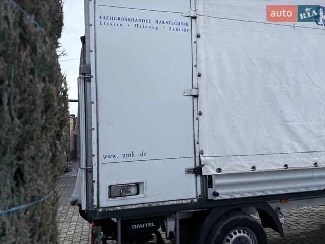 Белый Мерседес Sprinter, объемом двигателя 2.14 л и пробегом 204 тыс. км за 16100 $, фото 2 на Automoto.ua