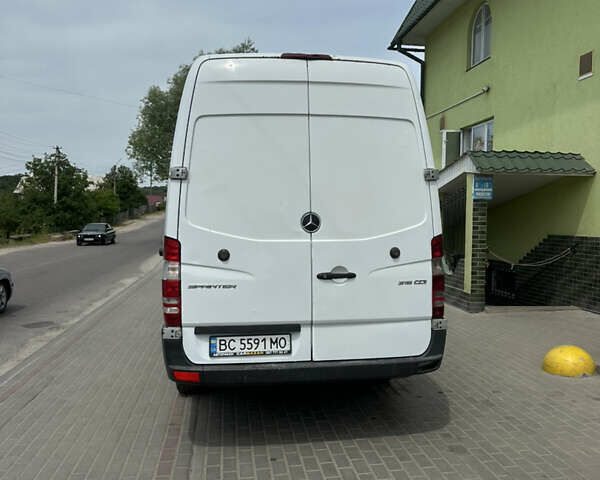 Белый Мерседес Sprinter, объемом двигателя 2.14 л и пробегом 468 тыс. км за 14900 $, фото 4 на Automoto.ua