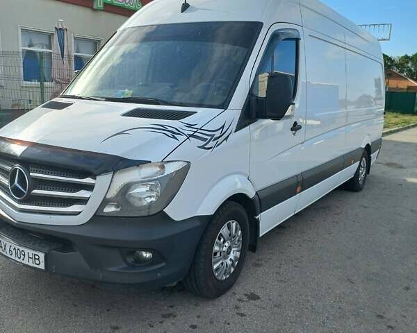Белый Мерседес Sprinter, объемом двигателя 2.14 л и пробегом 427 тыс. км за 19000 $, фото 22 на Automoto.ua