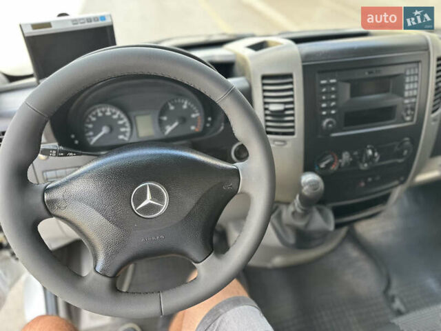 Білий Мерседес Sprinter, об'ємом двигуна 2.14 л та пробігом 348 тис. км за 22500 $, фото 51 на Automoto.ua