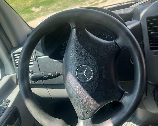 Білий Мерседес Sprinter, об'ємом двигуна 2.14 л та пробігом 150 тис. км за 15990 $, фото 4 на Automoto.ua
