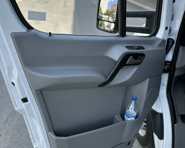 Білий Мерседес Sprinter, об'ємом двигуна 2.14 л та пробігом 348 тис. км за 22500 $, фото 35 на Automoto.ua