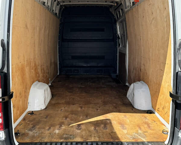 Белый Мерседес Sprinter, объемом двигателя 2.14 л и пробегом 380 тыс. км за 17499 $, фото 8 на Automoto.ua