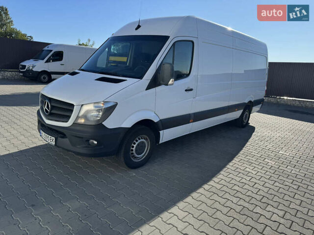 Белый Мерседес Sprinter, объемом двигателя 2.2 л и пробегом 382 тыс. км за 17499 $, фото 3 на Automoto.ua