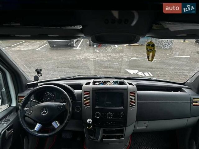 Білий Мерседес Sprinter, об'ємом двигуна 2.14 л та пробігом 345 тис. км за 31300 $, фото 18 на Automoto.ua