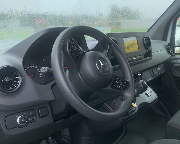 Белый Мерседес Sprinter, объемом двигателя 2 л и пробегом 220 тыс. км за 29500 $, фото 9 на Automoto.ua