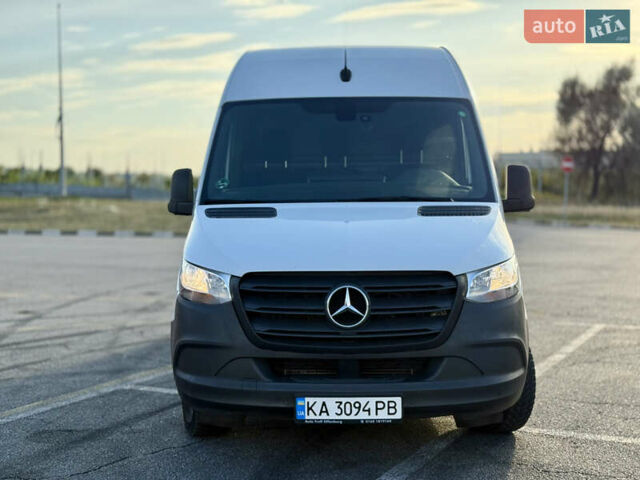Білий Мерседес Sprinter, об'ємом двигуна 2.14 л та пробігом 305 тис. км за 23000 $, фото 1 на Automoto.ua