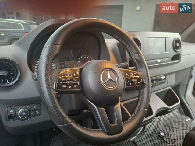 Білий Мерседес Sprinter, об'ємом двигуна 2.14 л та пробігом 360 тис. км за 22000 $, фото 9 на Automoto.ua