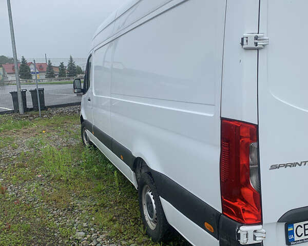 Белый Мерседес Sprinter, объемом двигателя 2 л и пробегом 220 тыс. км за 29500 $, фото 6 на Automoto.ua