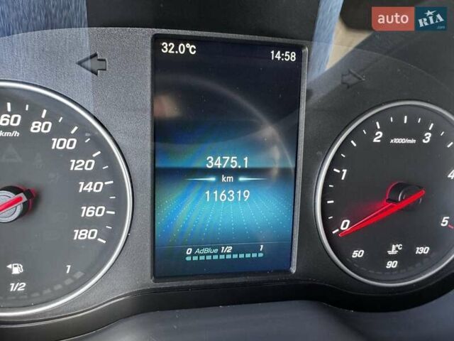 Белый Мерседес Sprinter, объемом двигателя 2.14 л и пробегом 116 тыс. км за 31000 $, фото 4 на Automoto.ua