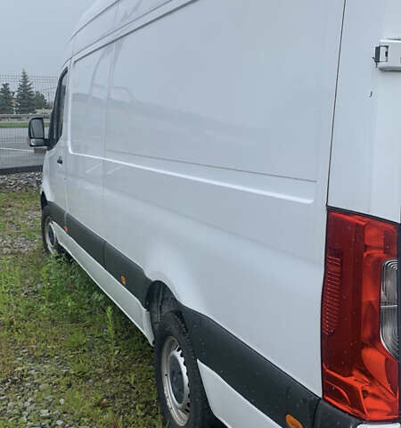 Белый Мерседес Sprinter, объемом двигателя 2 л и пробегом 220 тыс. км за 29500 $, фото 5 на Automoto.ua