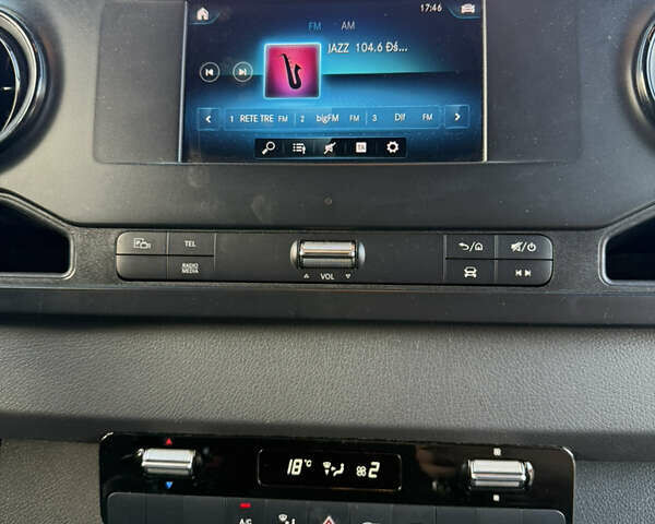 Білий Мерседес Sprinter, об'ємом двигуна 2.14 л та пробігом 305 тис. км за 23000 $, фото 18 на Automoto.ua