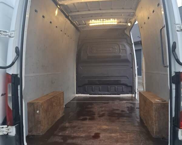 Білий Мерседес Sprinter, об'ємом двигуна 2.14 л та пробігом 360 тис. км за 22000 $, фото 4 на Automoto.ua