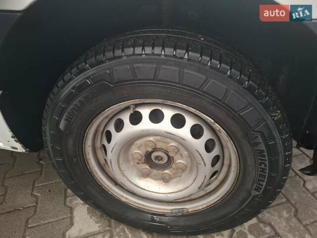 Білий Мерседес Sprinter, об'ємом двигуна 2.14 л та пробігом 360 тис. км за 22000 $, фото 11 на Automoto.ua
