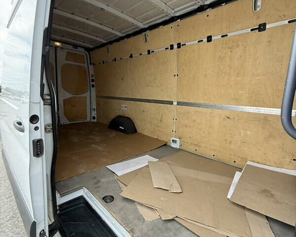 Білий Мерседес Sprinter, об'ємом двигуна 2.14 л та пробігом 305 тис. км за 23000 $, фото 20 на Automoto.ua