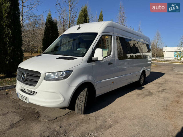 Белый Мерседес Sprinter, объемом двигателя 2.14 л и пробегом 363 тыс. км за 75500 $, фото 1 на Automoto.ua