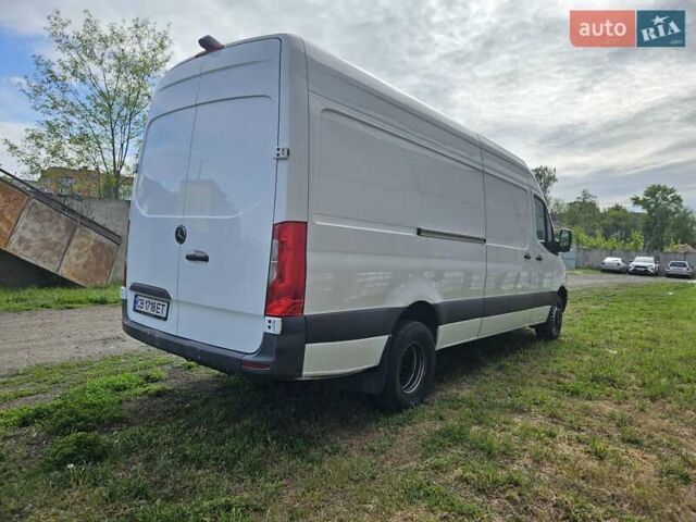 Белый Мерседес Sprinter, объемом двигателя 2.99 л и пробегом 314 тыс. км за 44000 $, фото 5 на Automoto.ua