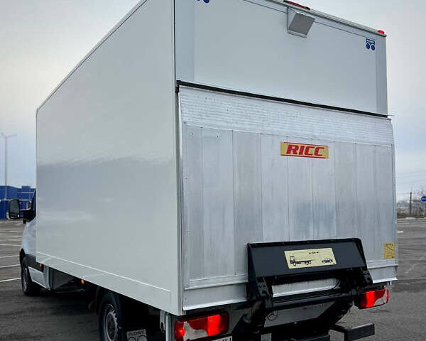 Білий Мерседес Sprinter, об'ємом двигуна 2.2 л та пробігом 111 тис. км за 34500 $, фото 4 на Automoto.ua