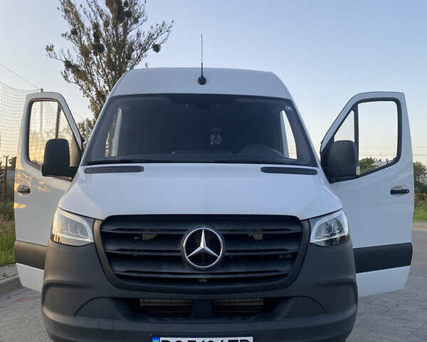 Білий Мерседес Sprinter, об'ємом двигуна 2.14 л та пробігом 40 тис. км за 39000 $, фото 1 на Automoto.ua