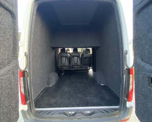 Білий Мерседес Sprinter, об'ємом двигуна 2.14 л та пробігом 40 тис. км за 39000 $, фото 4 на Automoto.ua