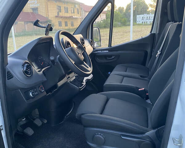 Білий Мерседес Sprinter, об'ємом двигуна 2.14 л та пробігом 40 тис. км за 39000 $, фото 8 на Automoto.ua
