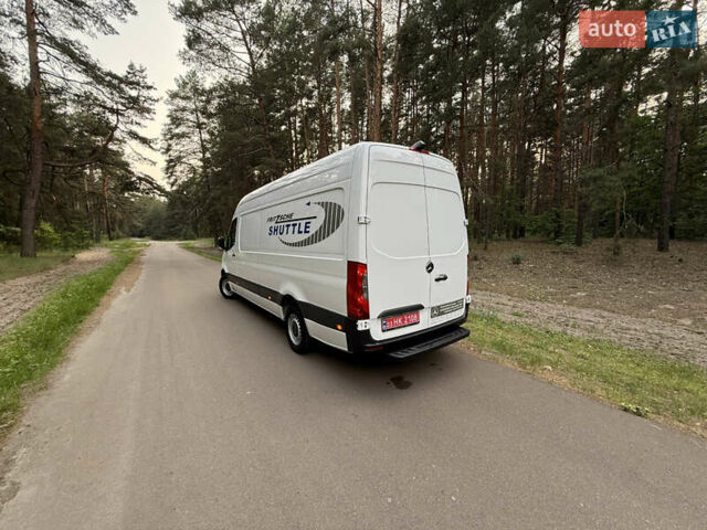 Белый Мерседес Sprinter, объемом двигателя 2.2 л и пробегом 138 тыс. км за 25800 $, фото 74 на Automoto.ua